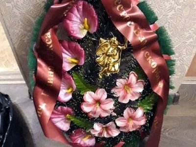 Похоронный венок. Фото: Тайга.инфо